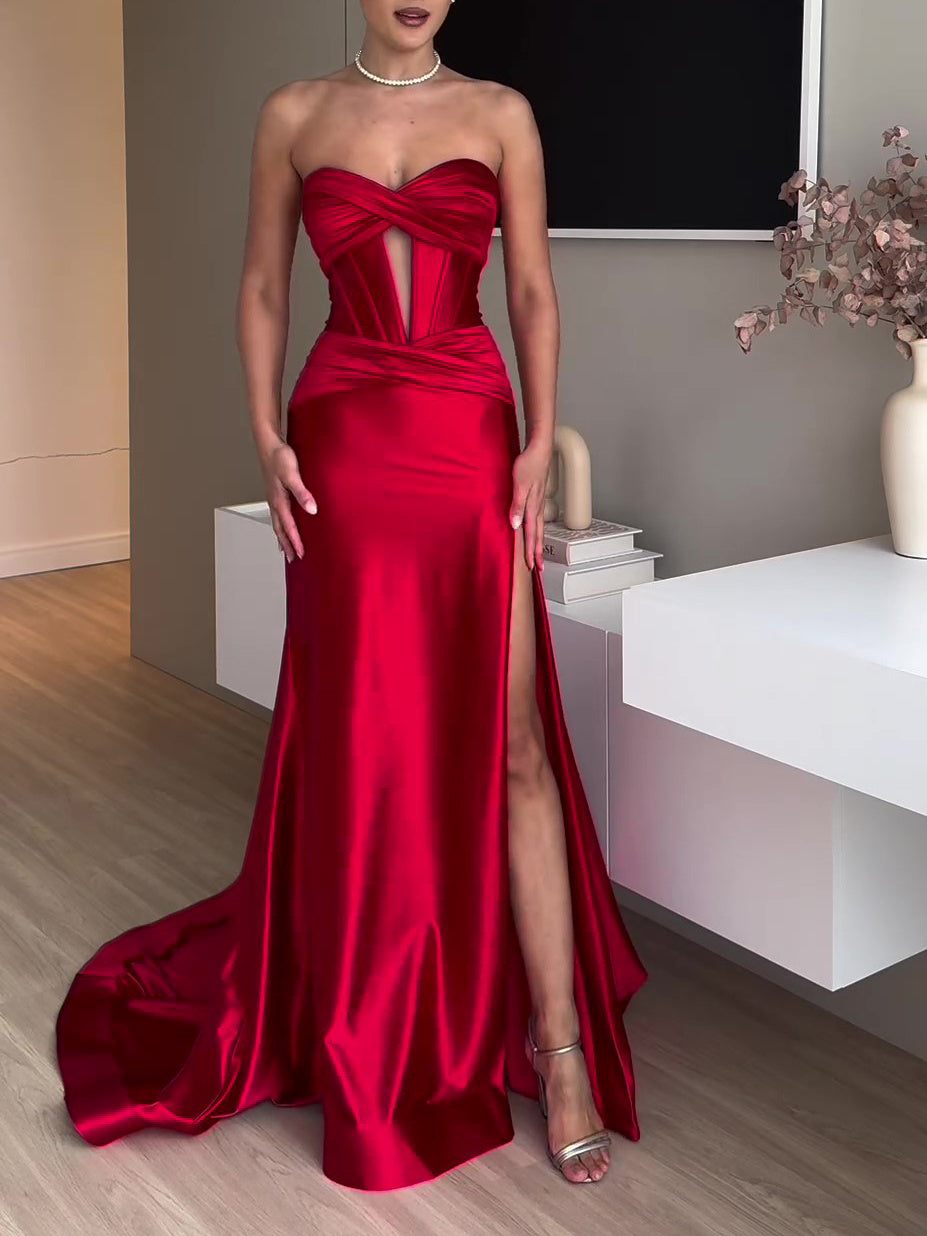 Robe de soirée extra longue rouge à fente