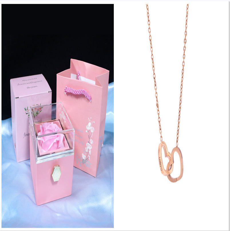 Coffret à bijoux décoré d'une rose éternelle