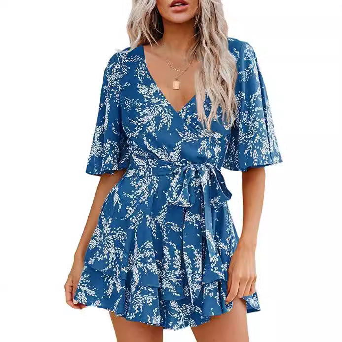 Robe plissée à fleurs avec col en V, manches évasées